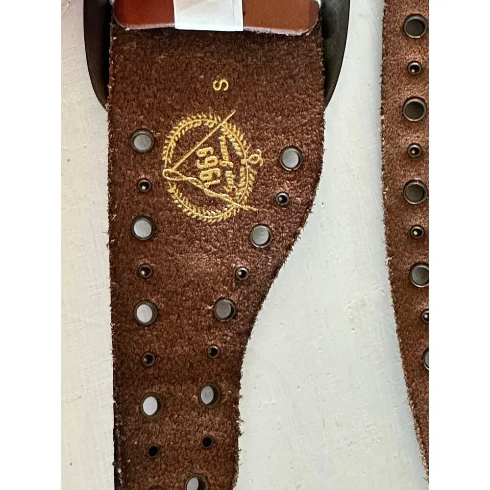 GAP Studded Leather Belt – Brown | Size Small